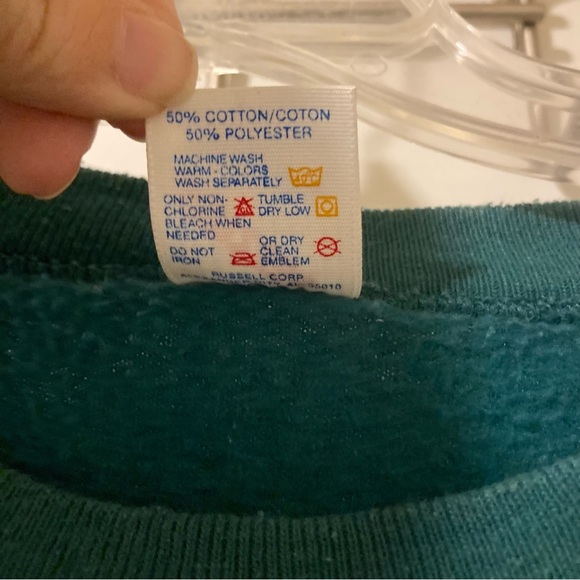 Vintage 90s Christmas Carolers Sweatshirt - Picture 4 of 5